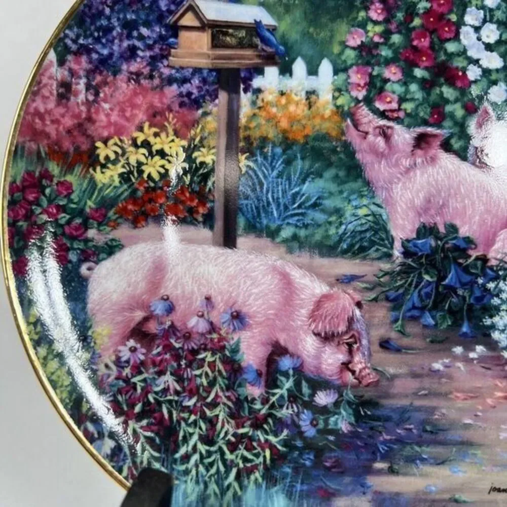 Danbury Mint, Pigs in Bloom,‎ Joan Wright, 
